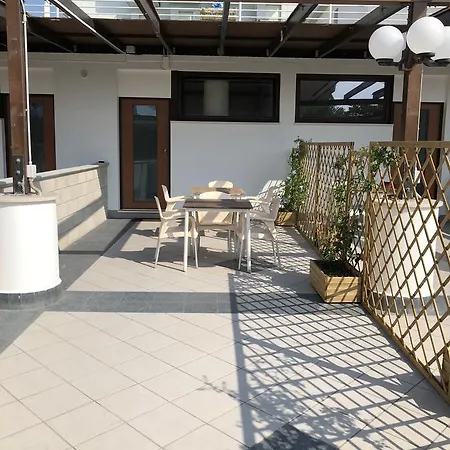 Bano Aparthotel *